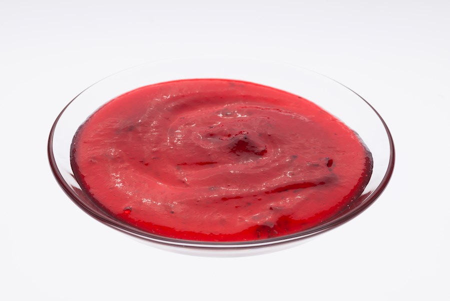 Fruchtzubereitung Erdbeere für Joghurt in Glasschale